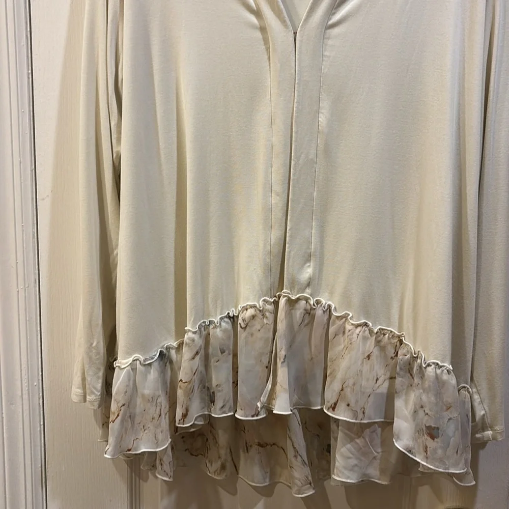LOGO by Lori Goldstein Cream Light Weight Jacket HiLo Floral Sheer Ruffle Hem